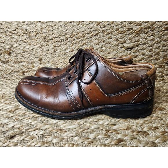Clarks Brown Leather Lace-Up Men's 11.5 M Dress Shoes Durable Comfort Sole - Picture 1 of 12